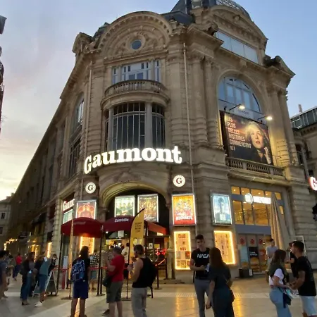 公寓 Stardust Comedie - Elegant Confort & Terrasse 蒙彼利埃